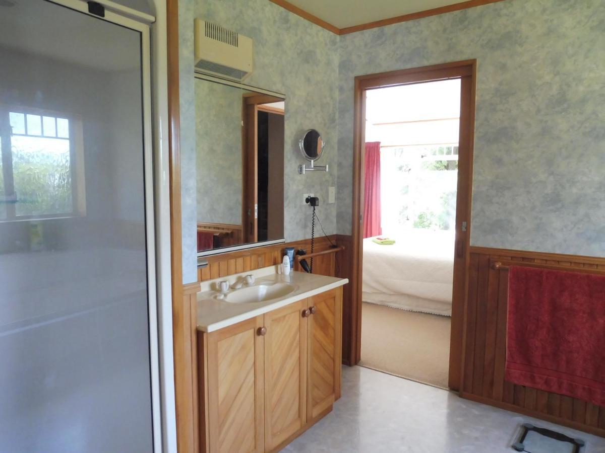 Hideaway Off Heta Apartment นิวพลีมัธ ภายนอก รูปภาพ